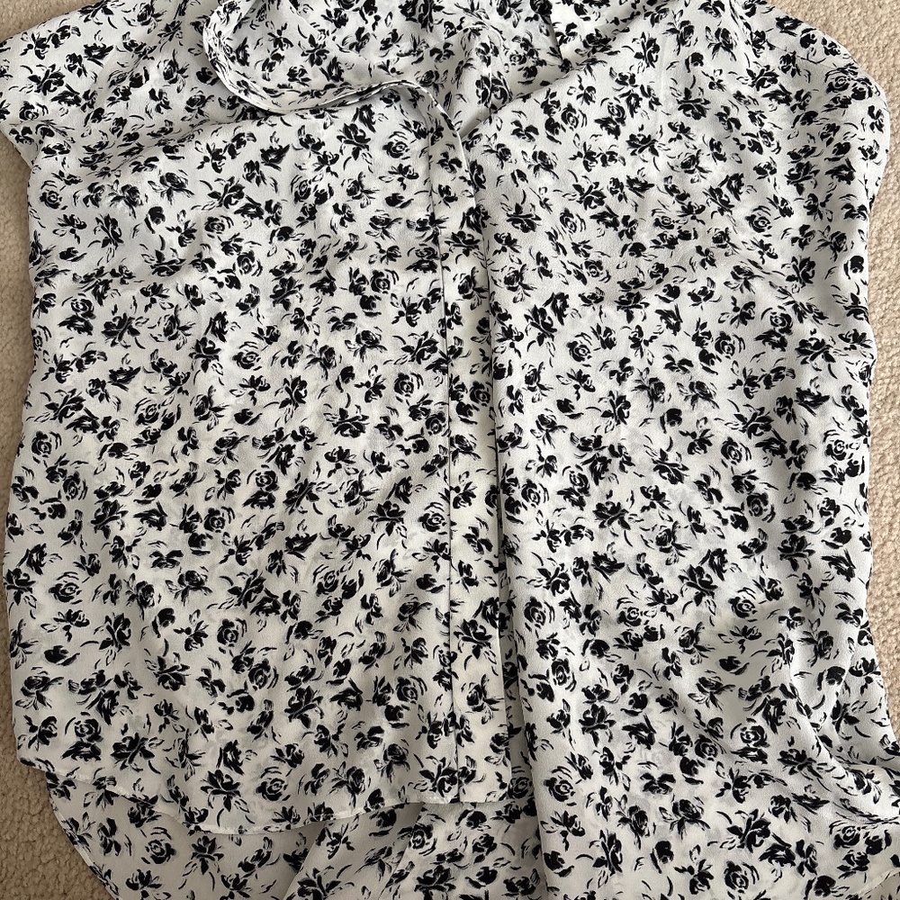 Club Monaco Solk Blouse